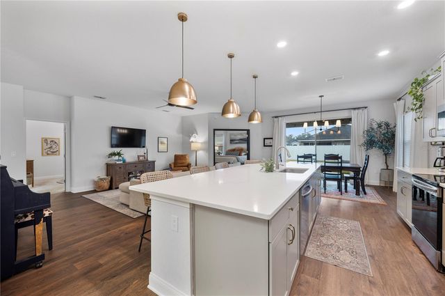 1518 HOLLOW TREE COURT, Lakeland, FL 33811