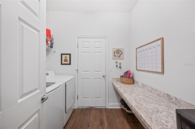 1518 HOLLOW TREE COURT, Lakeland, FL 33811