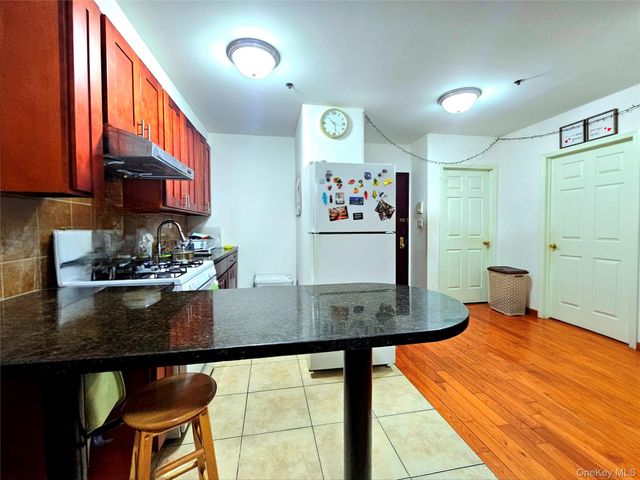 3738 103rd Street N2A, Corona, NY 11368