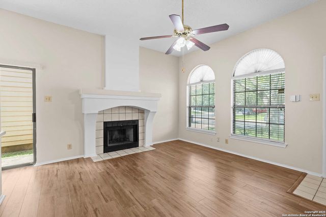 6210 Valley Cliff, San Antonio, TX 78250