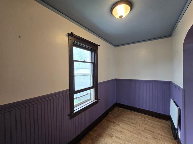 147 E Cotton STREET, Fond Du Lac, WI 54935