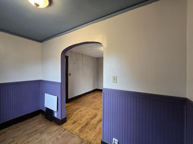 147 E Cotton STREET, Fond Du Lac, WI 54935