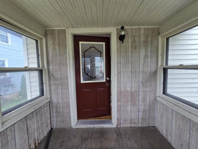147 E Cotton STREET, Fond Du Lac, WI 54935