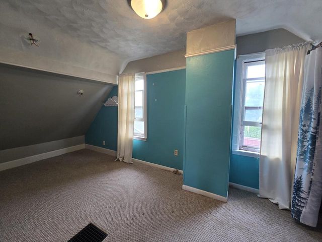 147 E Cotton STREET, Fond Du Lac, WI 54935