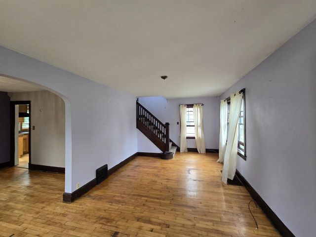 147 E Cotton STREET, Fond Du Lac, WI 54935