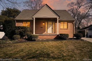 4414 Robinwood Avenue, Royal Oak, MI 48073