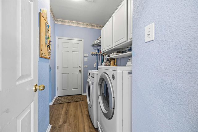 3006 Bradford Park DR, Round Rock, TX 78664
