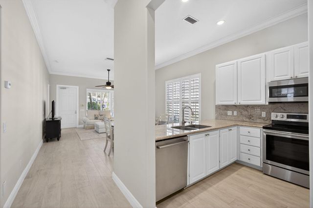 4030 Community Drive, Jupiter, FL 33458