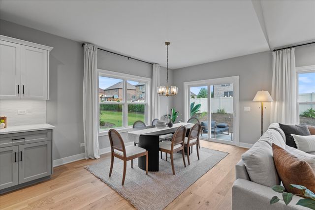 16580 Kayla Drive, Lemont, IL 60439