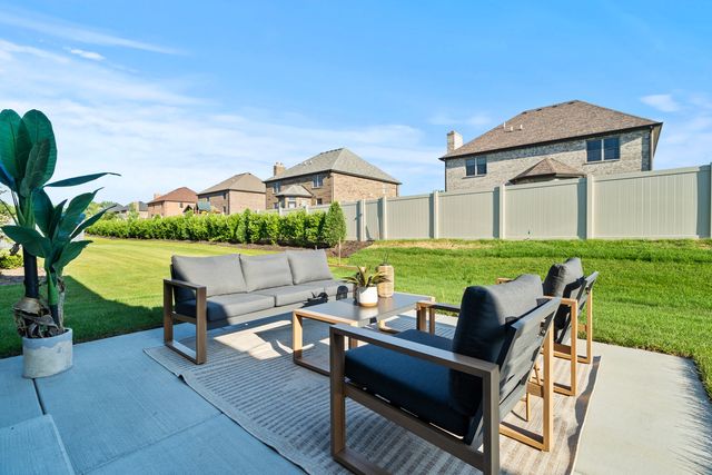 16580 Kayla Drive, Lemont, IL 60439