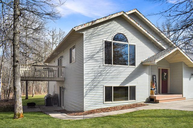 33843 Dancing Bear Drive, Crosslake, MN 56442