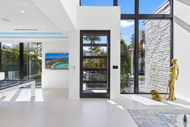 424 Coconut Isle Drive, Fort Lauderdale, FL 33301