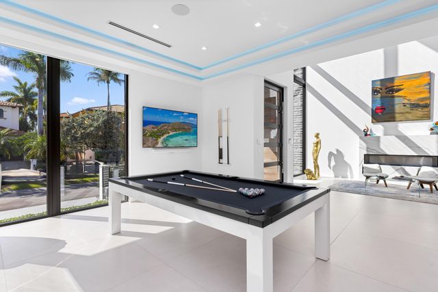 424 Coconut Isle Drive, Fort Lauderdale, FL 33301