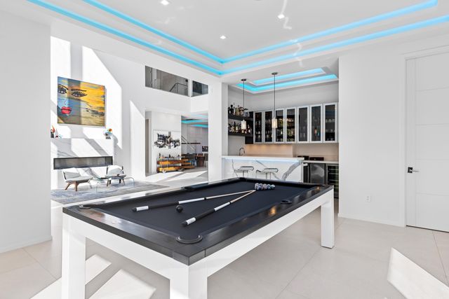 424 Coconut Isle Drive, Fort Lauderdale, FL 33301