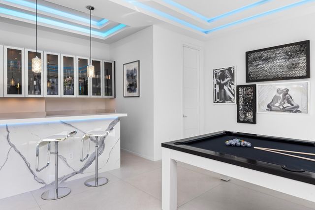 424 Coconut Isle Drive, Fort Lauderdale, FL 33301