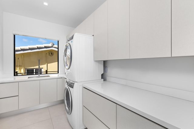 424 Coconut Isle Drive, Fort Lauderdale, FL 33301