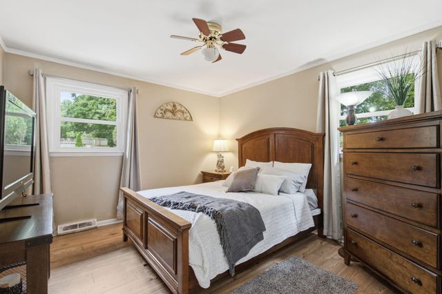 130 Gaybourne Way, Versailles, KY 40383