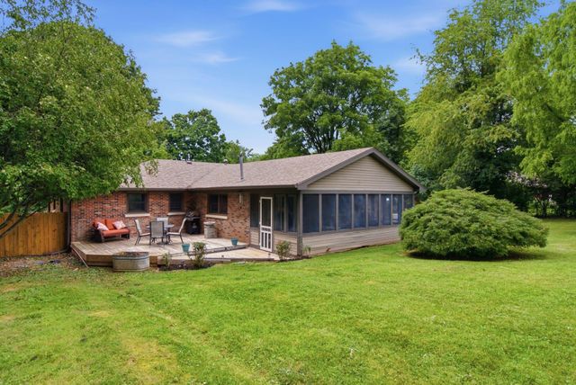 130 Gaybourne Way, Versailles, KY 40383