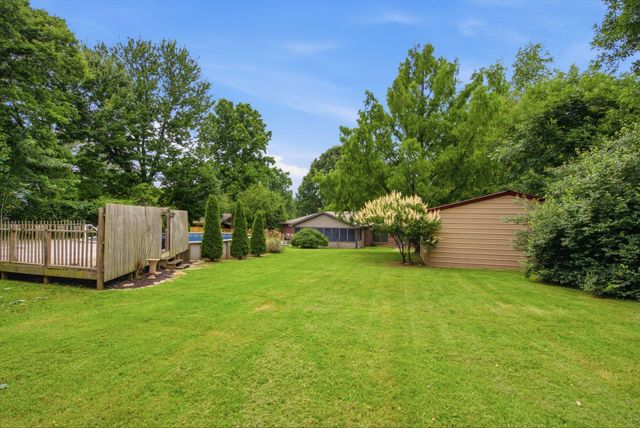 130 Gaybourne Way, Versailles, KY 40383