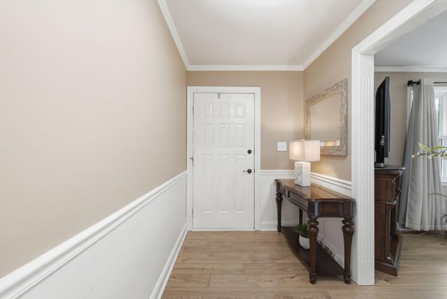 130 Gaybourne Way, Versailles, KY 40383
