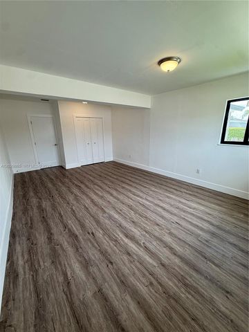 1014 W 66th Street, Hialeah, FL 33012