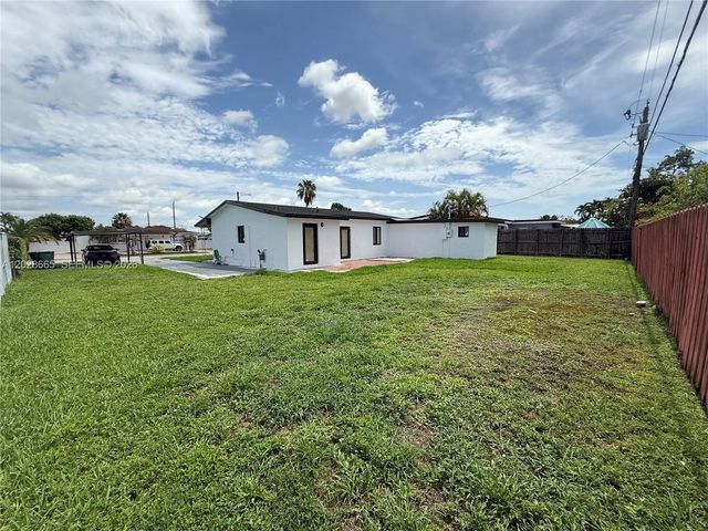 1014 W 66th Street, Hialeah, FL 33012