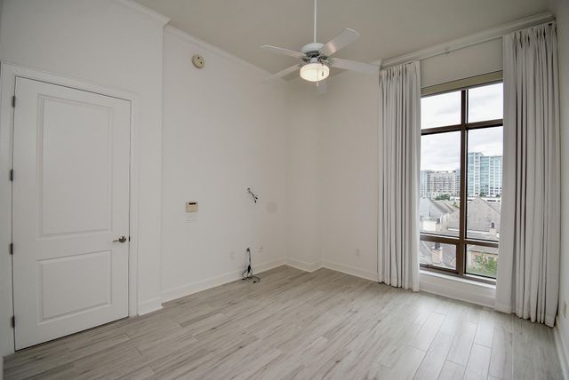 2211 Briarglen Drive 705, Houston, TX 77027