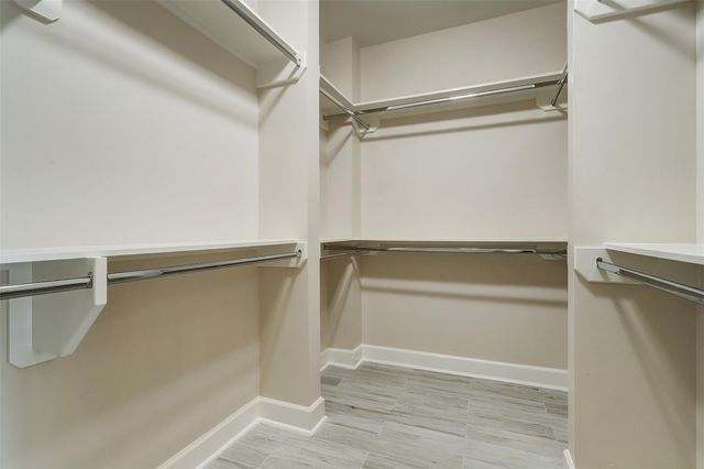 2211 Briarglen Drive 705, Houston, TX 77027
