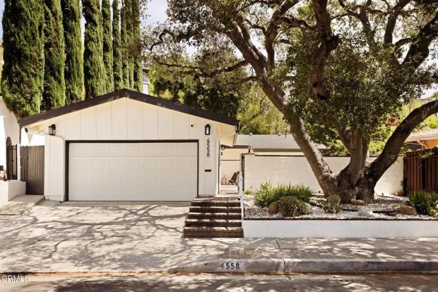 4558 Don Pio Drive, Los Angeles, CA 91364
