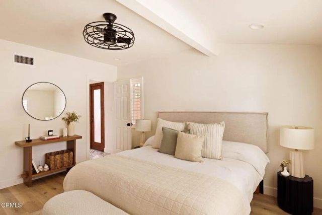 4558 Don Pio Drive, Los Angeles, CA 91364