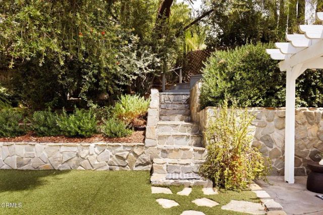 4558 Don Pio Drive, Los Angeles, CA 91364