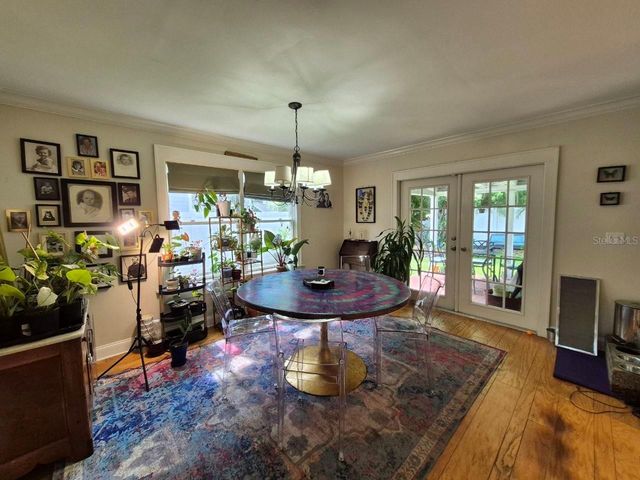 2910 W SITIOS STREET, Tampa, FL 33629