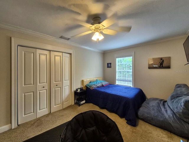 2910 W SITIOS STREET, Tampa, FL 33629