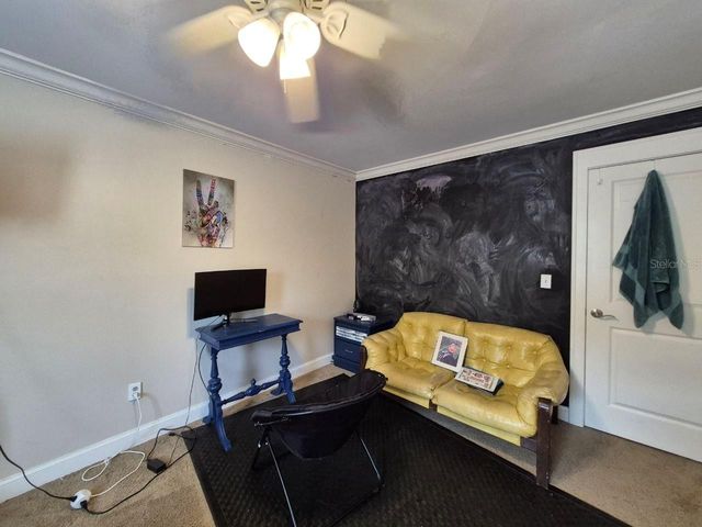 2910 W SITIOS STREET, Tampa, FL 33629
