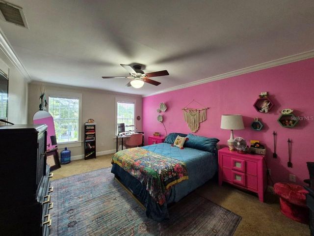 2910 W SITIOS STREET, Tampa, FL 33629