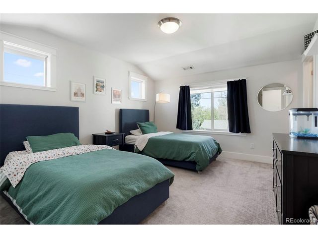 1679 S Downing St, Denver, CO 80210