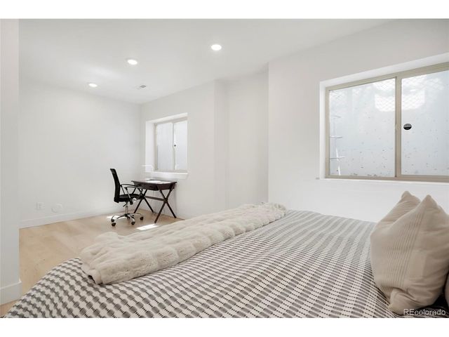 1679 S Downing St, Denver, CO 80210