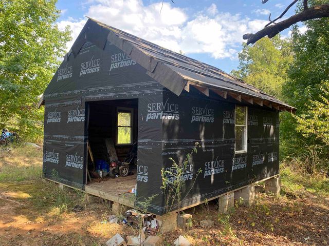 525 SEWELL BOTTOM RD, Adamsville, TN 38310