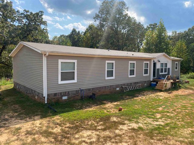 525 SEWELL BOTTOM RD, Adamsville, TN 38310