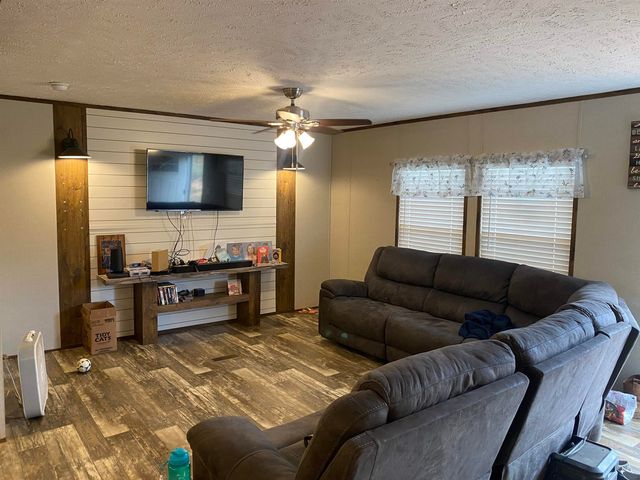 525 SEWELL BOTTOM RD, Adamsville, TN 38310