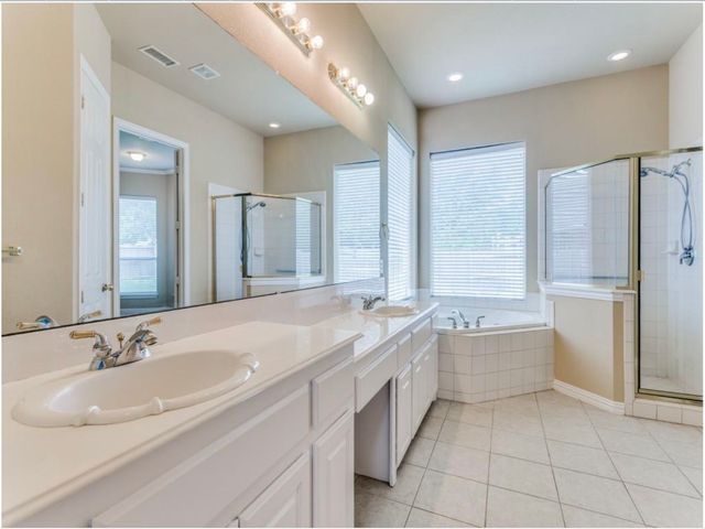 4708 Tearose Trail, Fort Worth, TX 76123