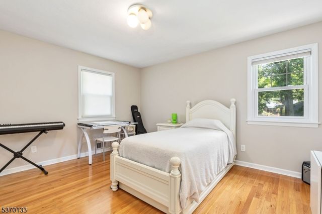 1422 Graymill Dr, Scotch Plains Twp., NJ 07076