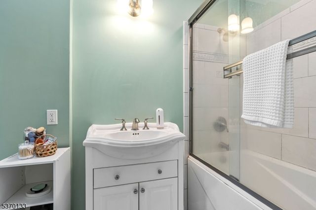 1422 Graymill Dr, Scotch Plains Twp., NJ 07076