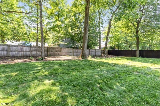1422 Graymill Dr, Scotch Plains Twp., NJ 07076