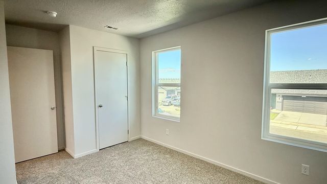 10194 W Sorenstam Rd, Cheney, WA 99004