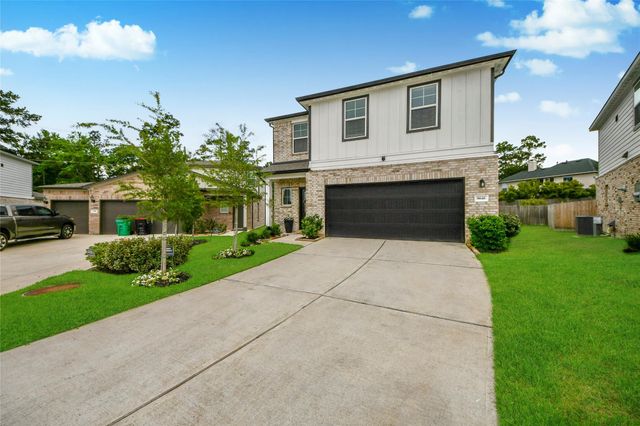 8646 Blueberry Ash Street, Magnolia, TX 77354