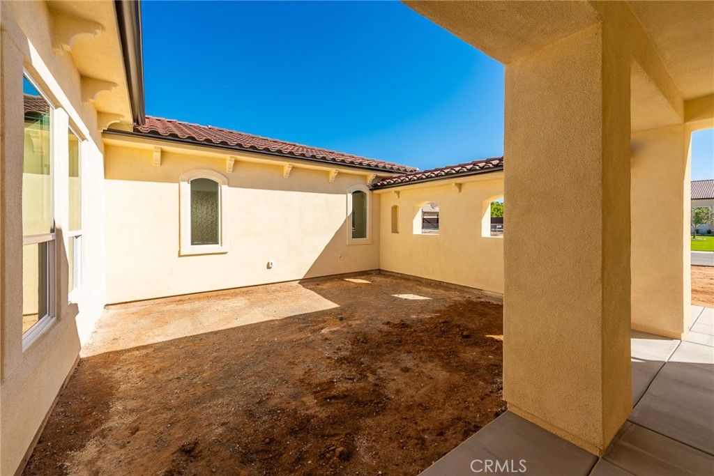 7925 Featherstone Court, Riverside, CA 92506 — photo 4