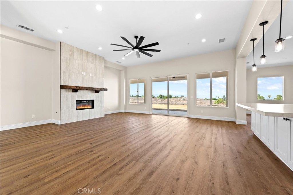7925 Featherstone Court, Riverside, CA 92506 — photo 5