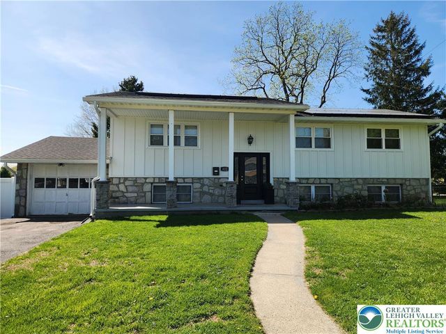 422 Belvidere Street, Nazareth Boro, PA 18064