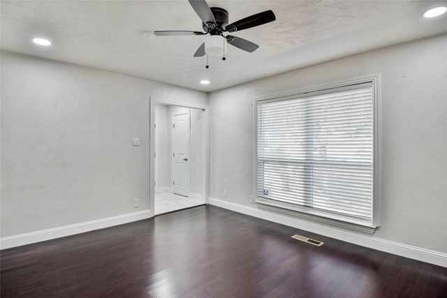 1722 Northbrook Court, Arlington, TX 76012